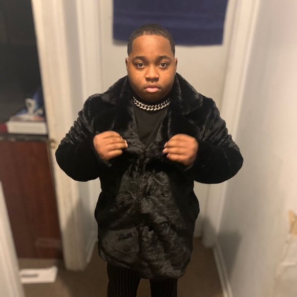 Meet your Posher, Big head ass jaqueze - Picture 1 of 1